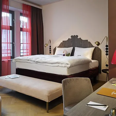 25hours The Royal Bavarian 4*