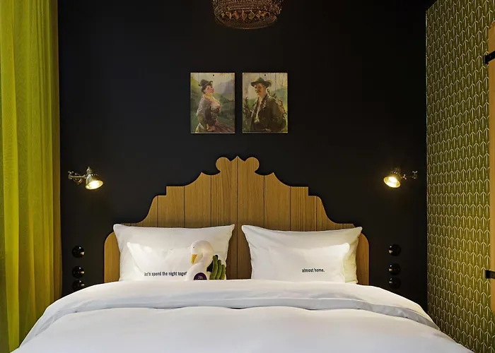 Hotel 25hours The Royal Bavarian