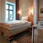 Szálloda 25hours The Royal Bavarian 4*