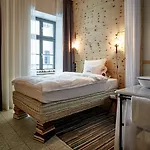 25hours The Royal Bavarian Szálloda 4*