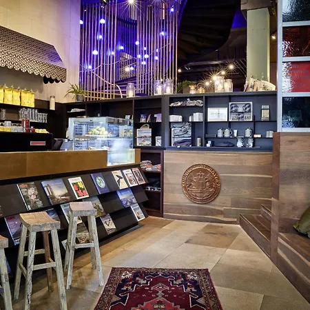 25hours The Royal Bavarian Hotel München