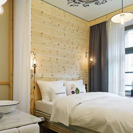 25hours The Royal Bavarian Hotel München