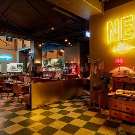 Hotel 25hours The Royal Bavarian München