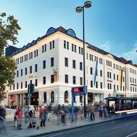 25hours The Royal Bavarian Hotel Munich